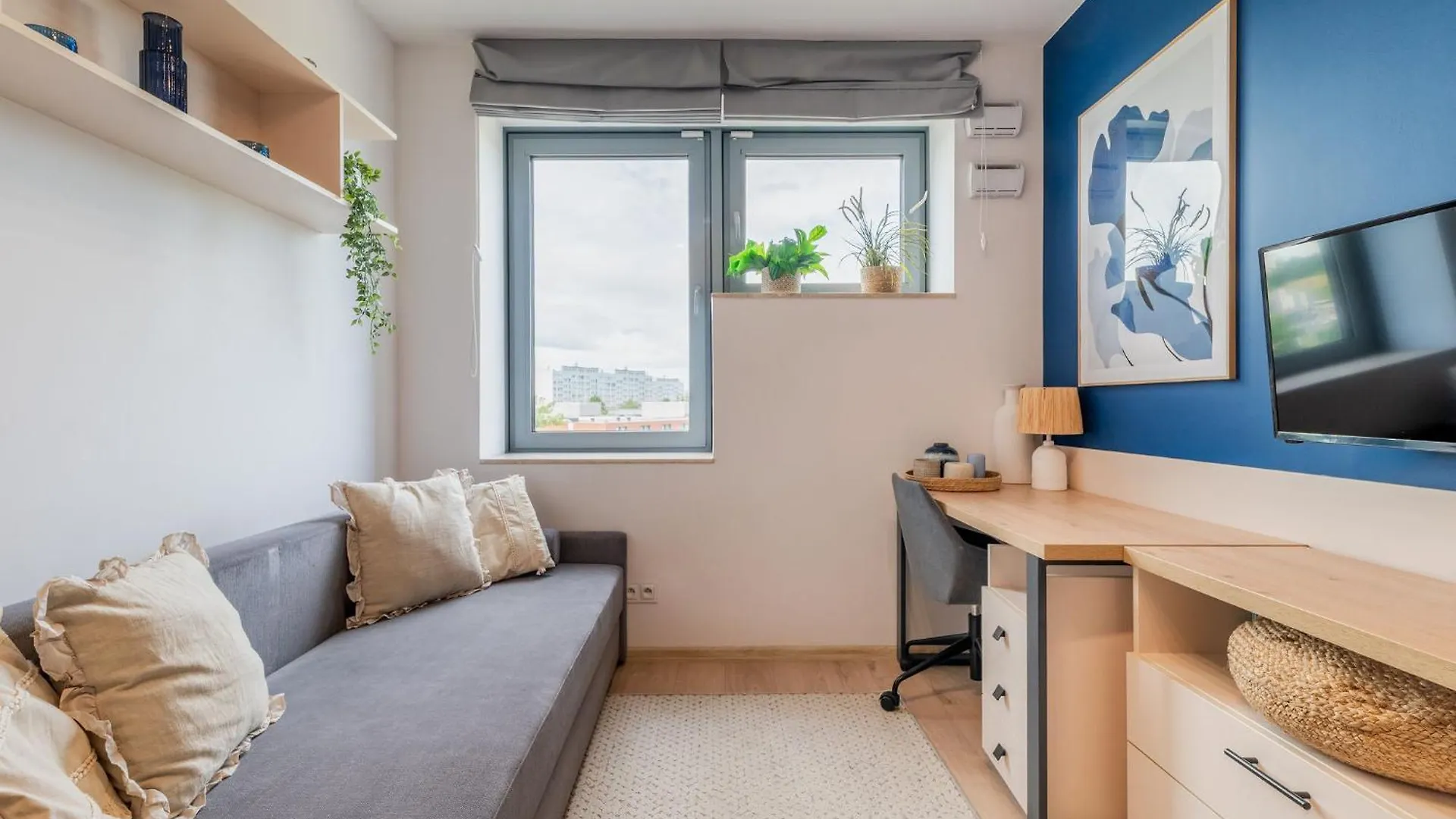 Rentplanet - Apartamenty Dyrekcyjna Вроцлав Польша